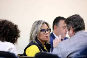 Natalia Zuccolillo fue condenada por difamación y debe pagar G. 487 millones a la extitular de la SET