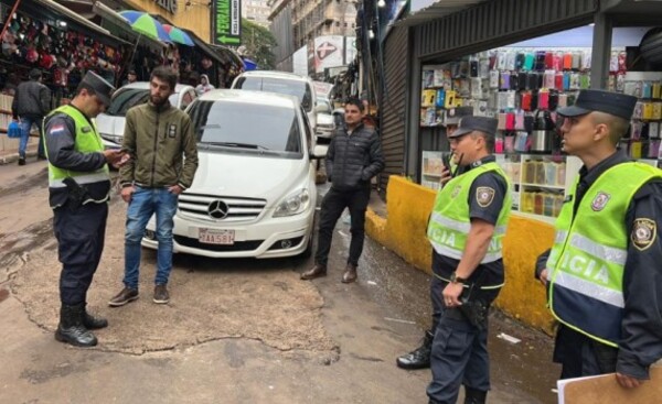 Asaltaron a turistas y obligaron a dar contraseña de cuenta bancaria