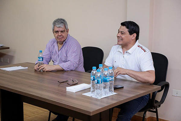Habilitan oficina parlamentaria del senador Enrique Riera en Alto Paraná | DIARIO PRIMERA PLANA