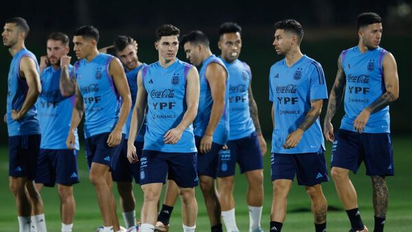 Argentina se ejercita sin Messi
