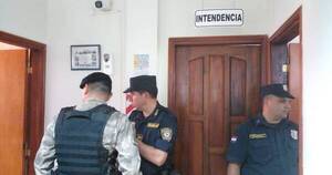 La Nación / Cambyretá: liberal se negó a dejar el cargo de intendente y se atrincheró en el despacho