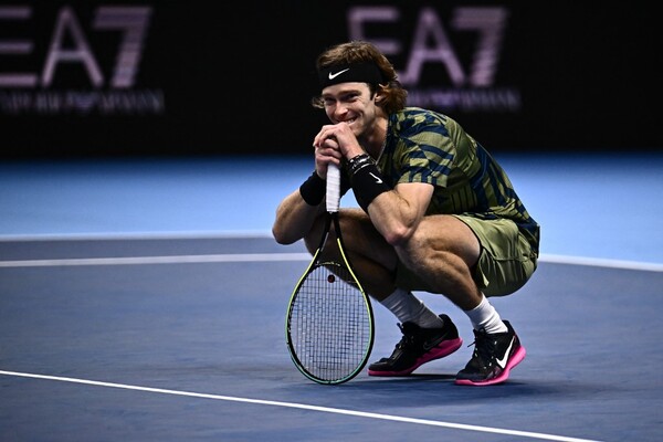 Diario HOY | Rublev supera a Tsitsipas y se clasifica a semifinales del Masters