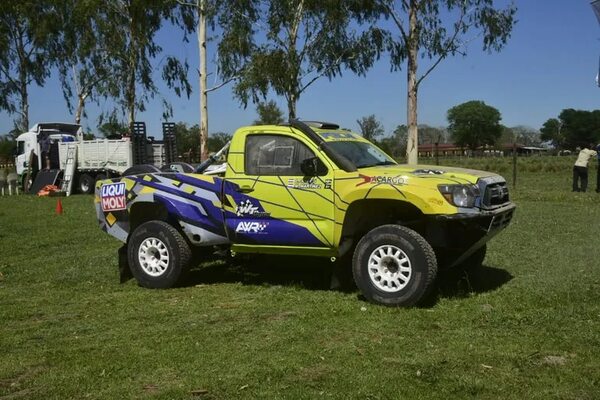Protagonistas verificaron y ya aguardan largada simbólica del Desafío Ñeembucú - ABC Motor 360 - ABC Color
