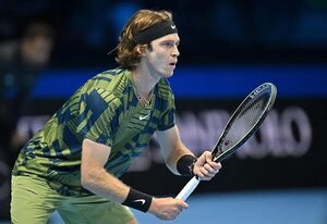 Rublev derrota a Tsitsipas y llega a semifinales del Masters ATP - Tenis - ABC Color