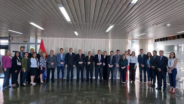Verifican avances anti lavado en los supervisores - Economía - ABC Color