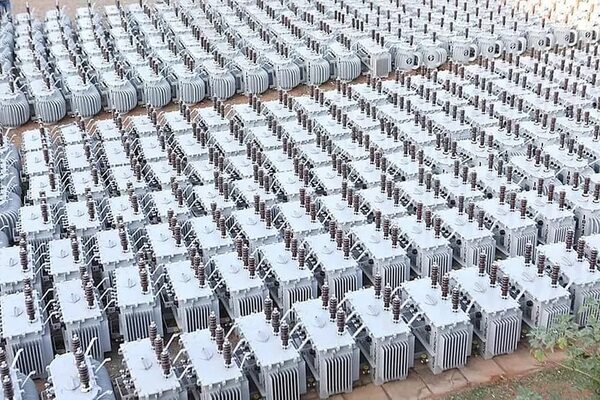 Con nuevas obras, la ANDE se prepara para enfrenar el verano - Economía - ABC Color