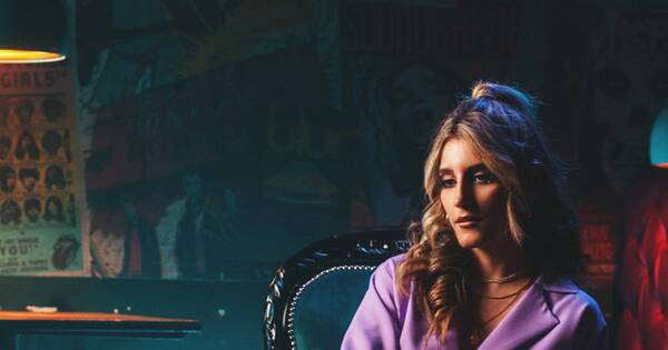 La Nación / Ana Celina apresta un hit para darle ritmo y frescura al verano