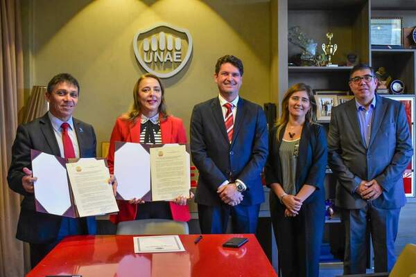 UNAE FIRMA IMPORTANTE CONVENIO CON EL CONSEJO DE LA MAGISTRATURA DEL PARAGUAY