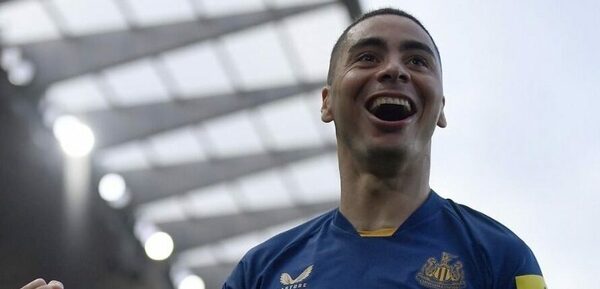 Los elogios de una leyenda del fútbol inglés para Miguel Almirón