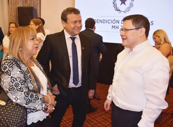 Condena a ABC fue un “fallo político” dice contadora - Economía - ABC Color