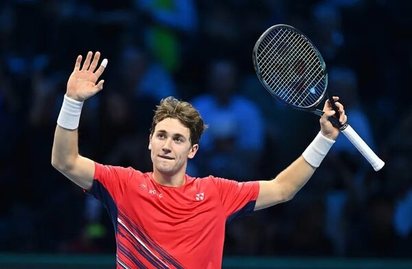 Casper Ruud se une a Novak Djokovic en la final del Masters - Tenis - ABC Color