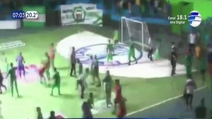 Partido de fútbol de salón termina a los puños en Caaguazú - Paraguaype.com
