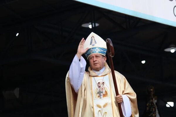 Monseñor Valenzuela defiende la libertad de prensa - Nacionales - ABC Color