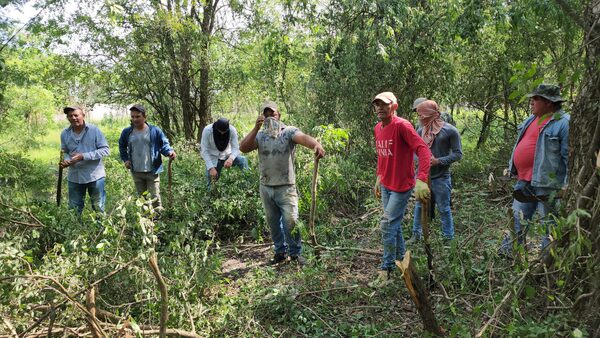 Policía arrincona guarida y aprehende a pareja