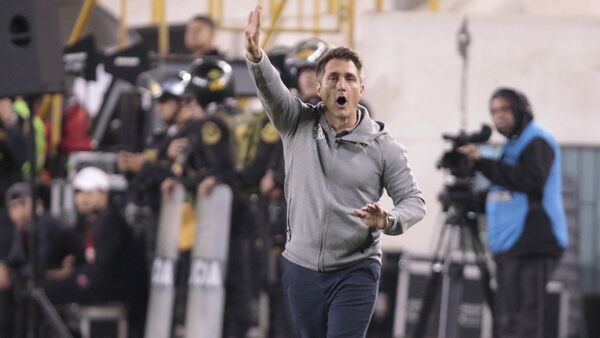 Barros Schelotto pide ser más fuerte de la cabeza