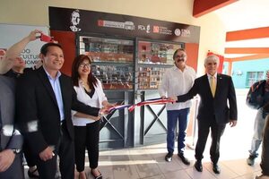 UNA: Habilitan nueva librería “Josefina Pla” con el Fondo de Cultura Económica de México - Nacionales - ABC Color