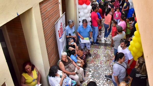 Atención médica con especialistas en Cateura contó con gran afluencia