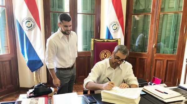 Ejecutivo debe decidir sobre extensión de mandato de intendentes