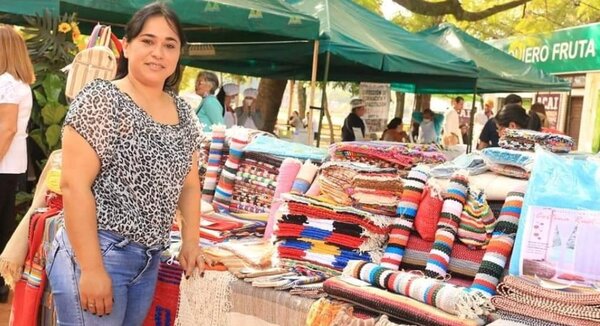 Emprendedores capacitados por el MTESS vendieron productos por más de G. 2.700 millones