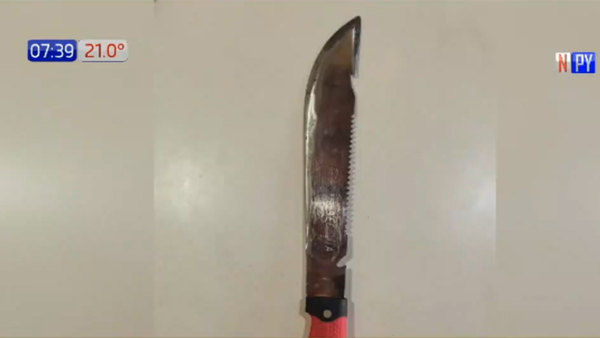 Vendedor ambulante machetea a su compañero en la cabeza