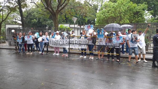 Papá de Fabián Marín: “Papo Morales y sus secuaces se burlan de la justicia y la sociedad”