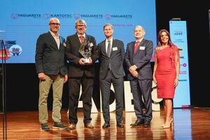 Empresas e instituciones son premiadas por su compromiso social y ambiental - MarketData