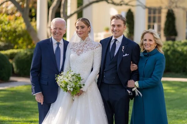 La nieta de Joe Biden se casó en la Casa Blanca - Gente - ABC Color