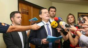 Crónica / Presentan pedido de juicio político en contra del presi de la Corte