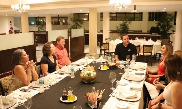Hotel Acaray mostró su potencial a promotores turísticos del Brasil