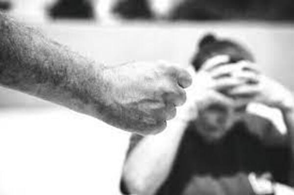 Carnicero denunciado y preso por supuesta violencia familiar en PJC