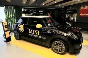 Llegaron al país los modelos electricos de MINI