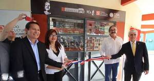 La Nación / Editorial de México inauguró librería “Josefina Plá” en la UNA