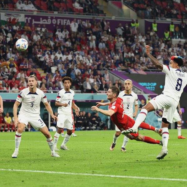 Mundial: Estados Unidos y Gales firman un empate en su estreno - Unicanal