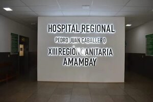 Video: indígena supuestamente obligada a limpiar piso de hospital donde tuvo a su hijo por cesárea - Nacionales - ABC Color