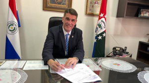 Ley que extiende mandato de intendentes hasta el 2026 queda promulgada