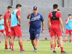 Pedro Sarabia, siempre el Cabo en Nacional - Fútbol - ABC Color