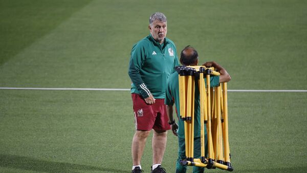 México y Polonia chocan en el Grupo C