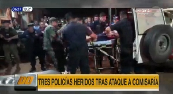 Tres policías resultan heridos en ataque en zona del EPP