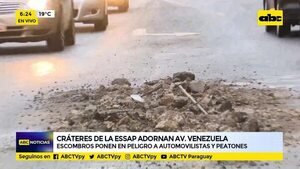 Cráteres de la ESSAP adornan las calles - ABC Noticias - ABC Color