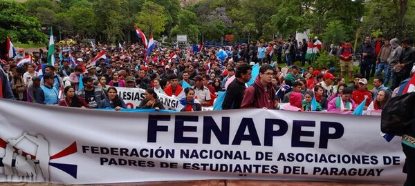 Padres piden cambios en el MEC en una nueva movilización por el proyecto de Transformación Educativa