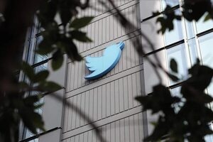 Twitter pospone por tiempo indefinido verificación azul - Tecnología - ABC Color