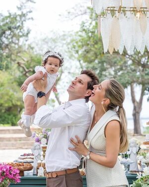 Se bautizó Verona, la hija de la diseñadora Emma Viedma - Gente - ABC Color
