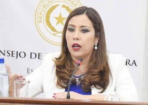 Excluida de concurso cuestiona criterio “político” del Consejo