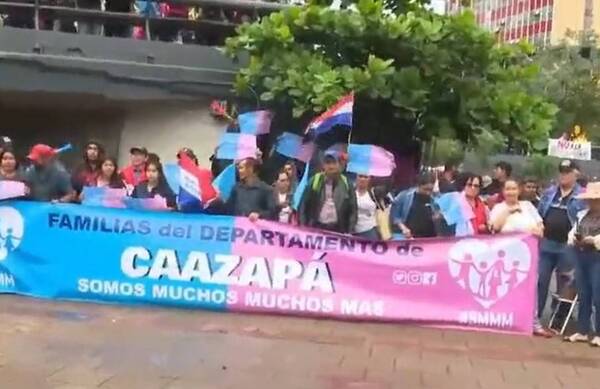 Madres y padres provida se manifiestan en contra del plan de transformacion educativa