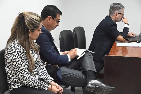 Fiscalía pide condenas de 12 y 8 años de cárcel para exministros Enzo Cardozo y Rody Godoy - Nacionales - ABC Color