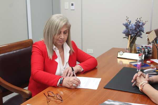 “No se midió con la misma vara a todos los concursantes”, apuntó postulante a FG quien no fue admitida | 1000 Noticias