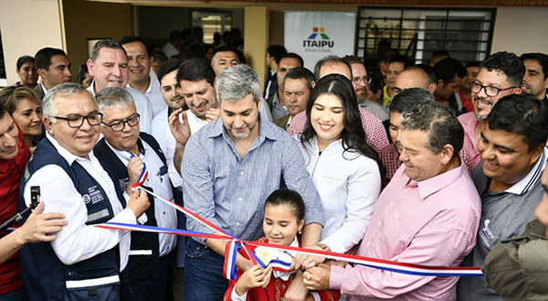 Gobierno inauguró otra moderna USF construida y equipada por Itaipú en Alto Paraná | DIARIO PRIMERA PLANA