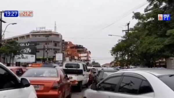 Caos en el puente San Roque por estrictos controles en Argentina