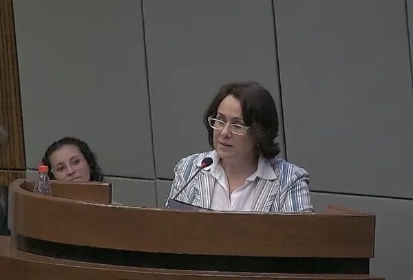 Concejala “provida y profamilia” no quiere perder su “derecho a discriminar” - Política - ABC Color