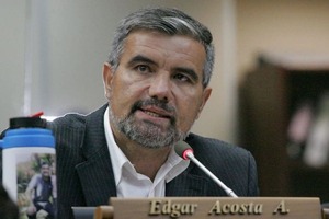 Algunos legisladores no acompañan Juicio Político a Fretes porque “deben favores” dice Édgar Acosta